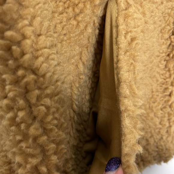 Pacsun camel fuzzy faux fur teddy comfy fall zip up‎ oversized jacket size XS/S - Picture 6 of 16